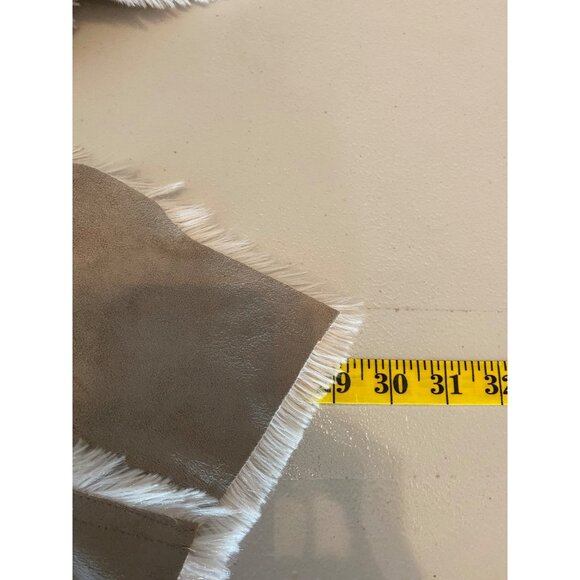 Cupcakes & Cashmere Faux Suede & Fur Beige Vest Asymmetrical Hem Medium - Picture 9 of 12